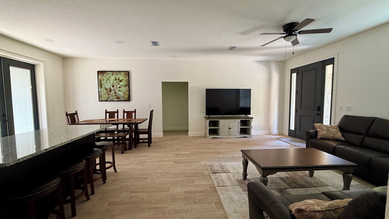 Photo of Livingroom in Fellowship