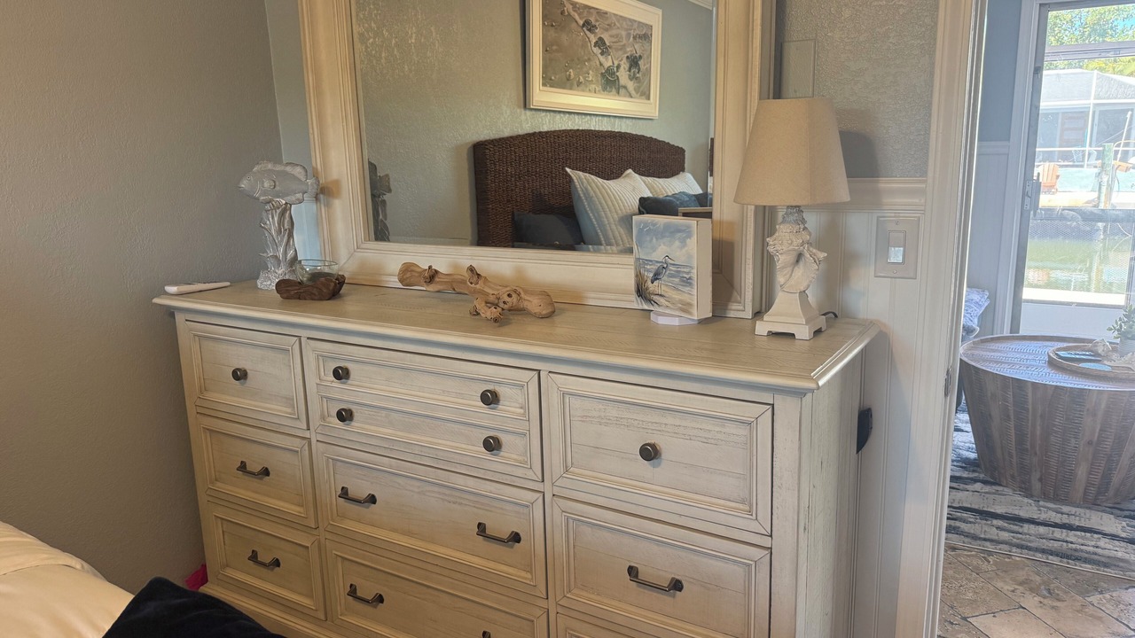 Photo of Bedroom in Whitney Beach
