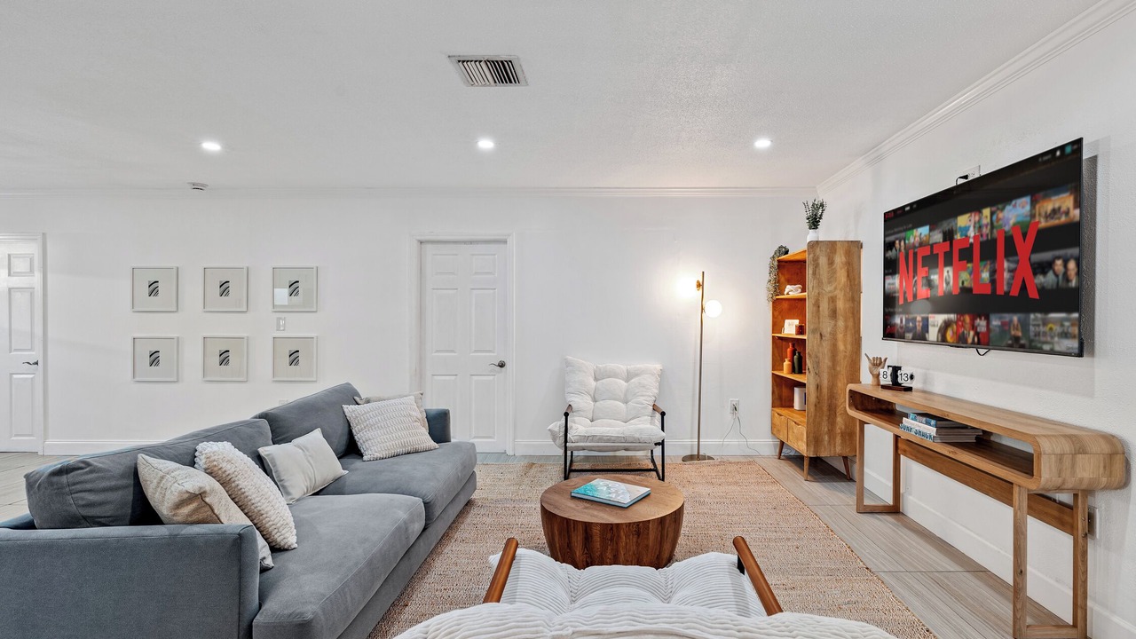 Photo of Livingroom in Venetian Way