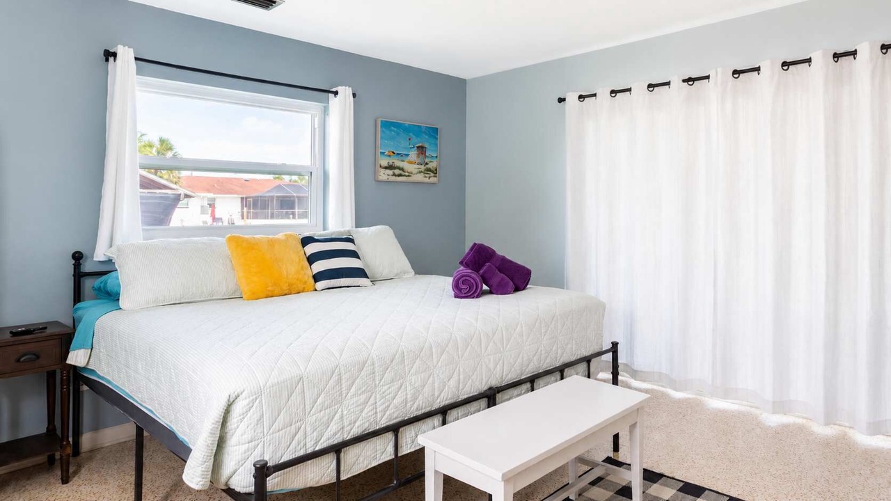 Photo of Bedroom in Apollo Beach
