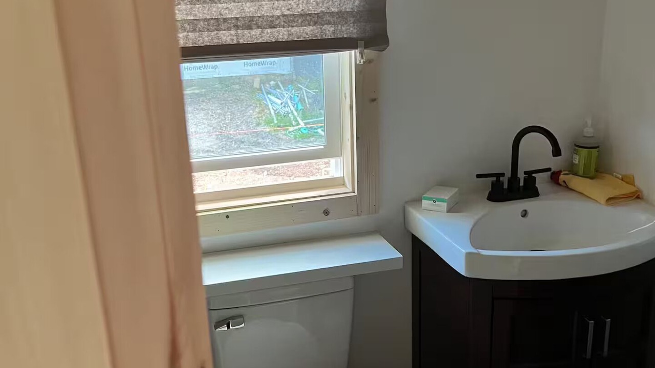 Photo of Bathroom in Duckpond
