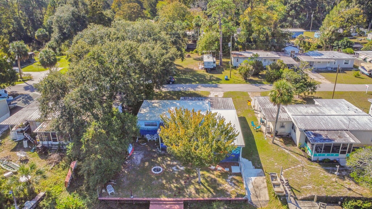 Photo of Outdoor in Weeki Wachee Gardens
