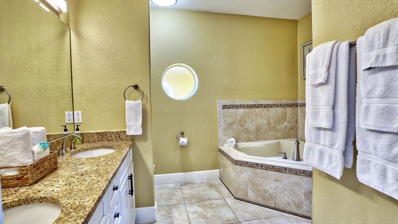 Photo of Bathroom in Redington Shores