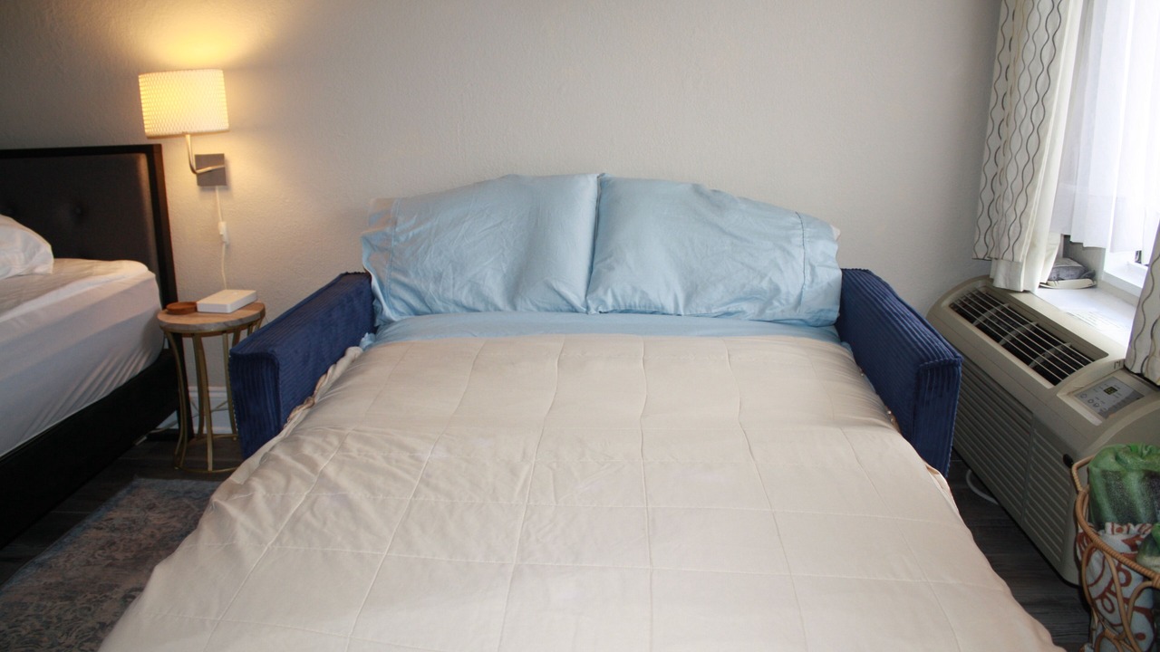 Photo of Bedroom in Trailer Estates