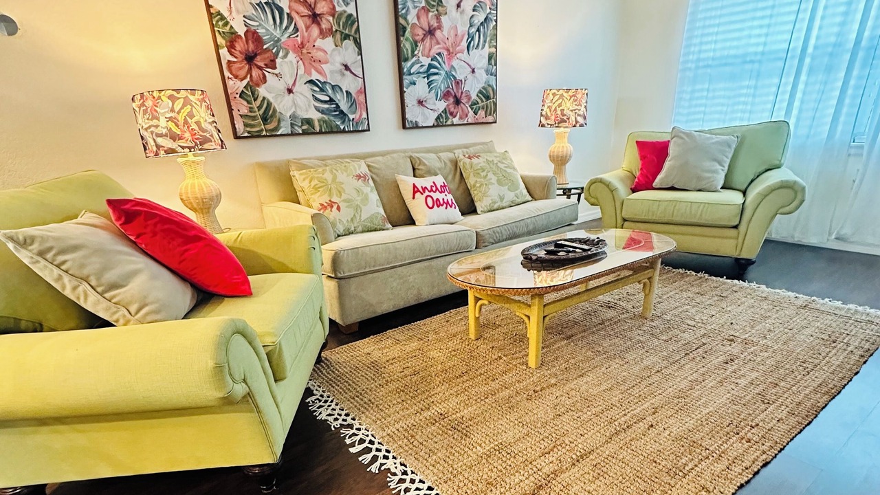 Photo of Livingroom in Forest Hills
