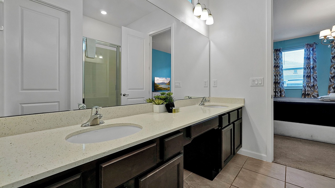 Photo of Bathroom in Veranda Palms
