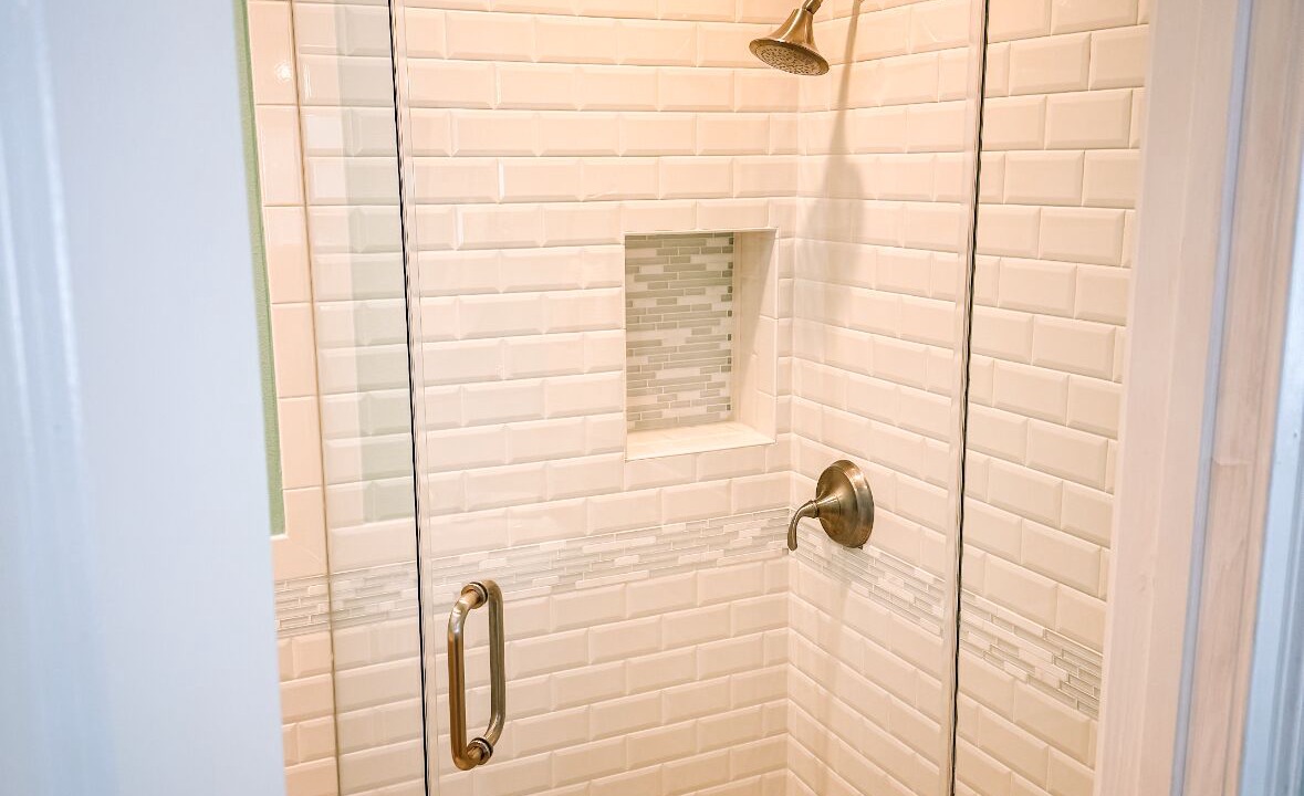 Photo of Bathroom in Elizabeth Mcbrides Raulersons