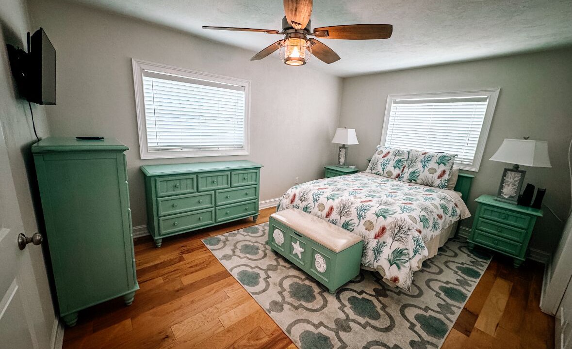 Photo of Bedroom in Elizabeth Mcbrides Raulersons