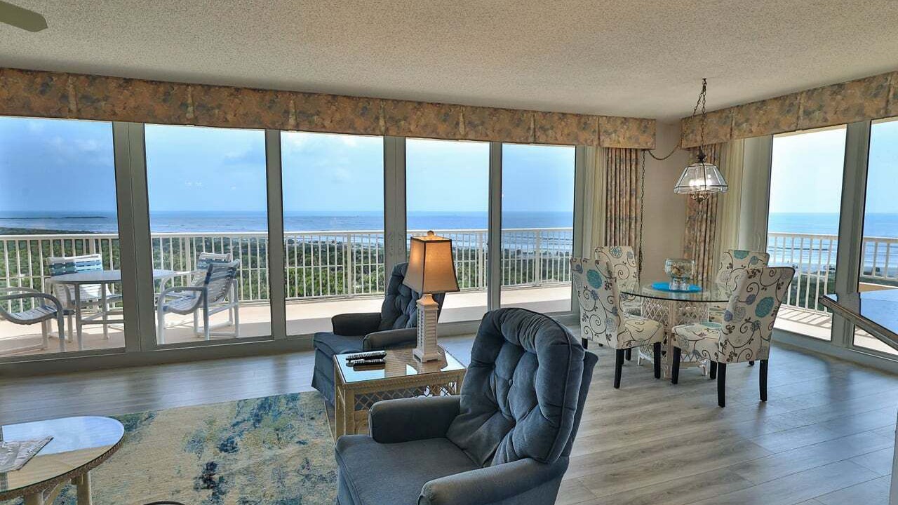 Photo of Livingroom in New Smyrna Beach