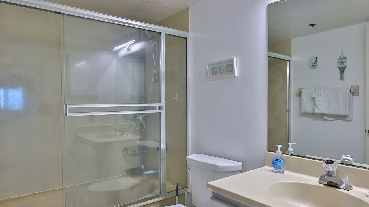 Photo of Bathroom in New Smyrna Beach