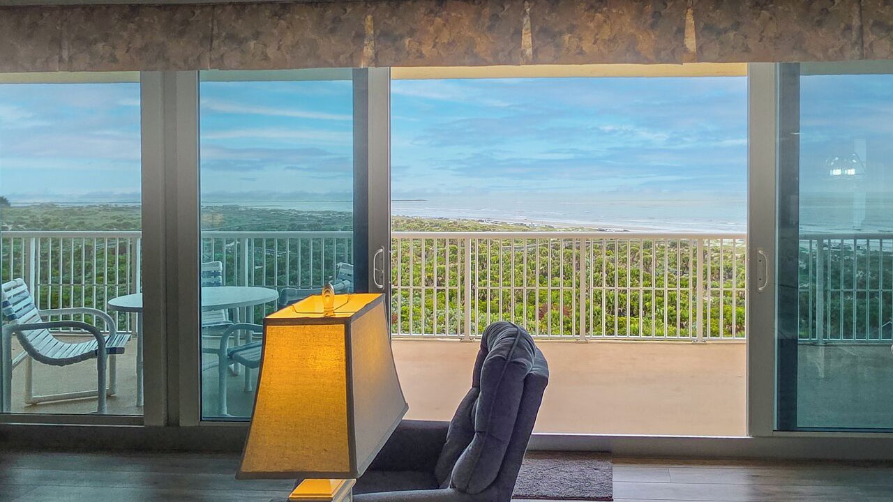Photo of Livingroom in New Smyrna Beach