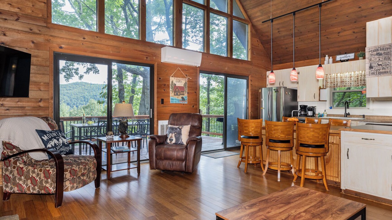 Photo of Livingroom in Deep Gap