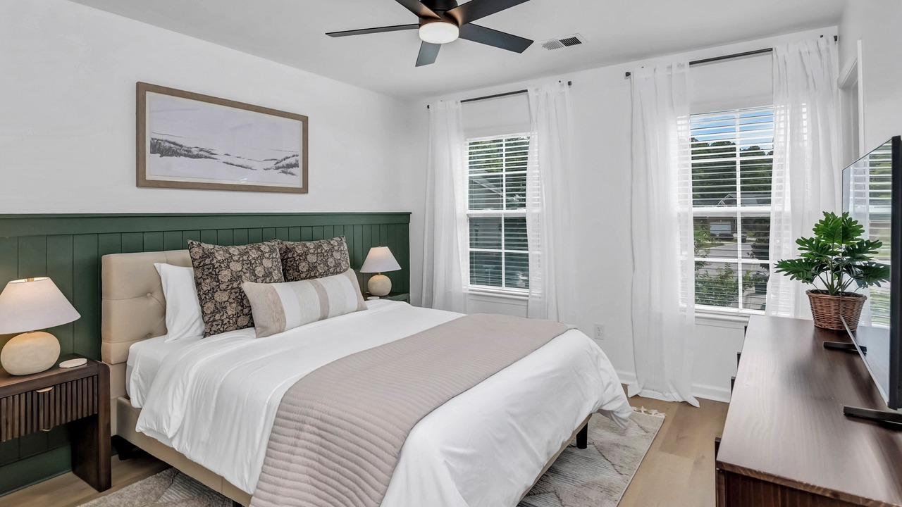 Photo of Bedroom in Oak Grove