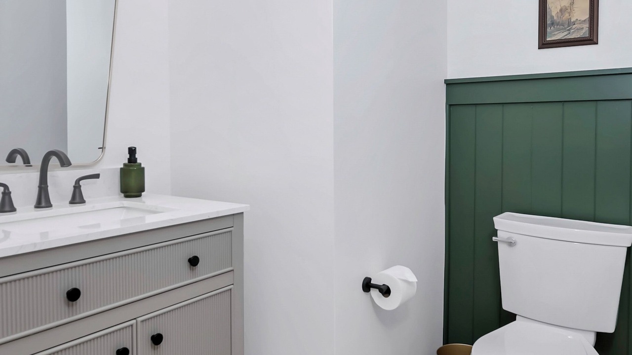Photo of Bathroom in Oak Grove