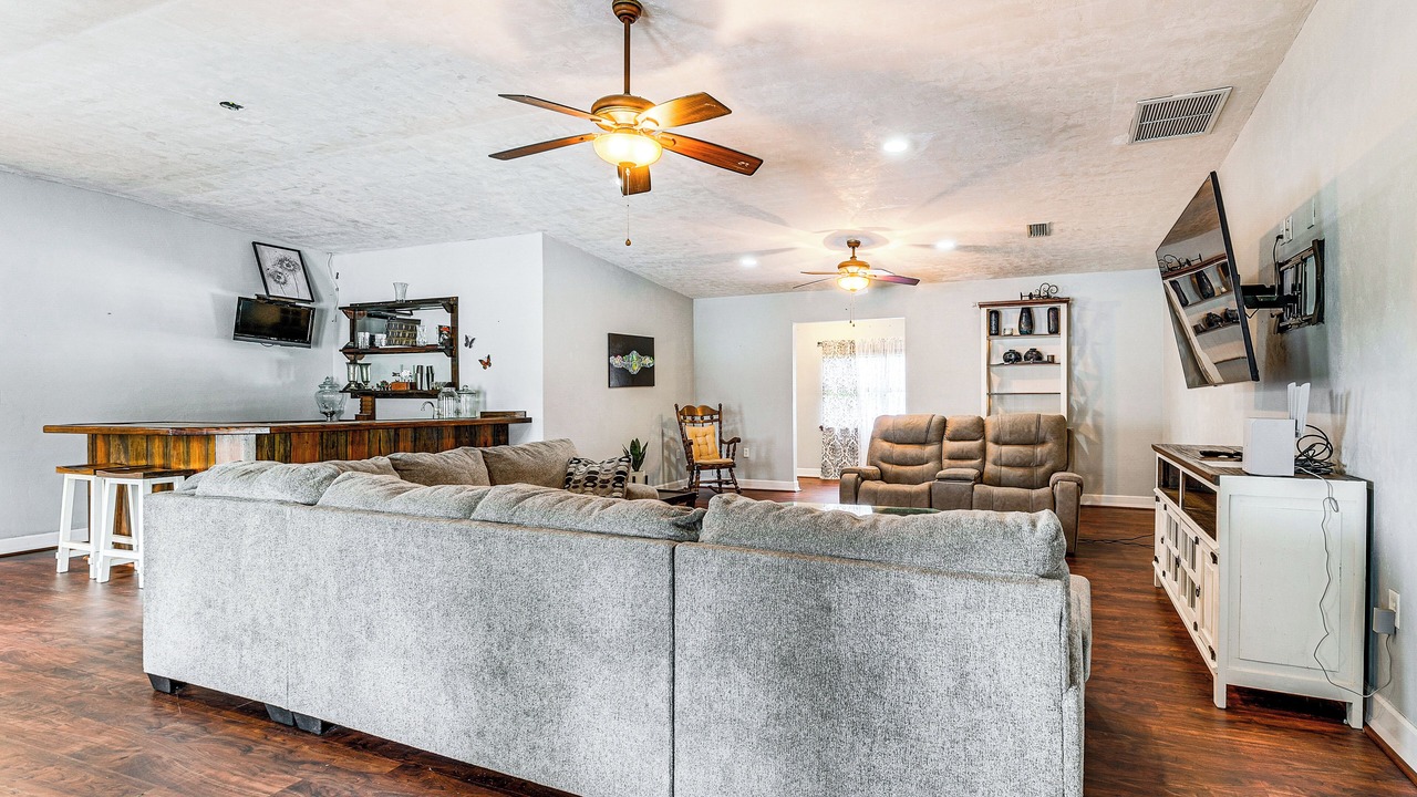 Photo of Livingroom in Micanopy