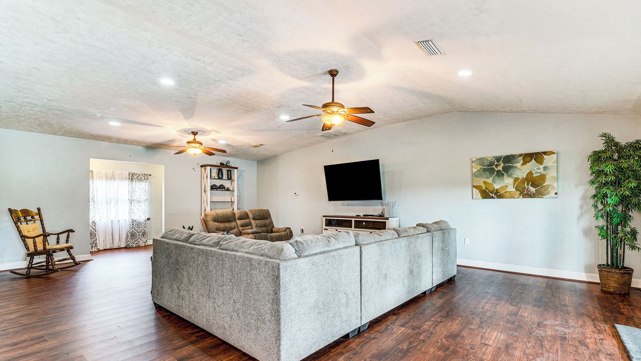Photo of Bedroom in Micanopy