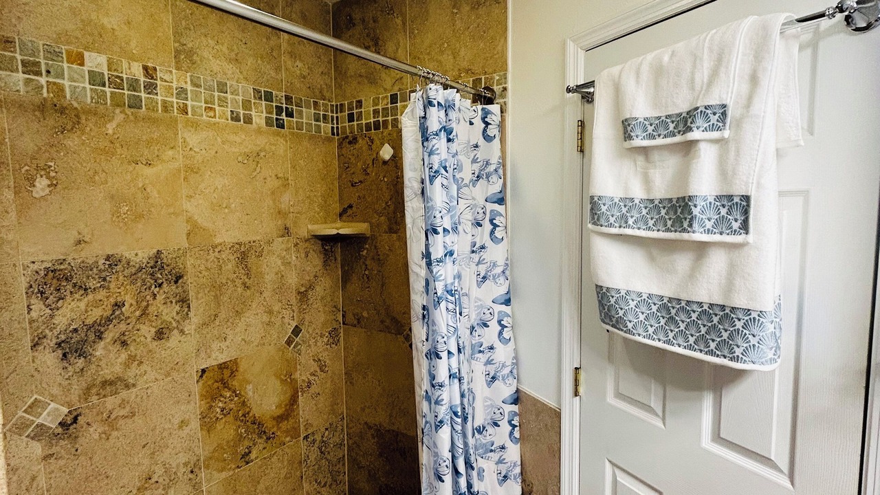 Photo of Bathroom in Seminole