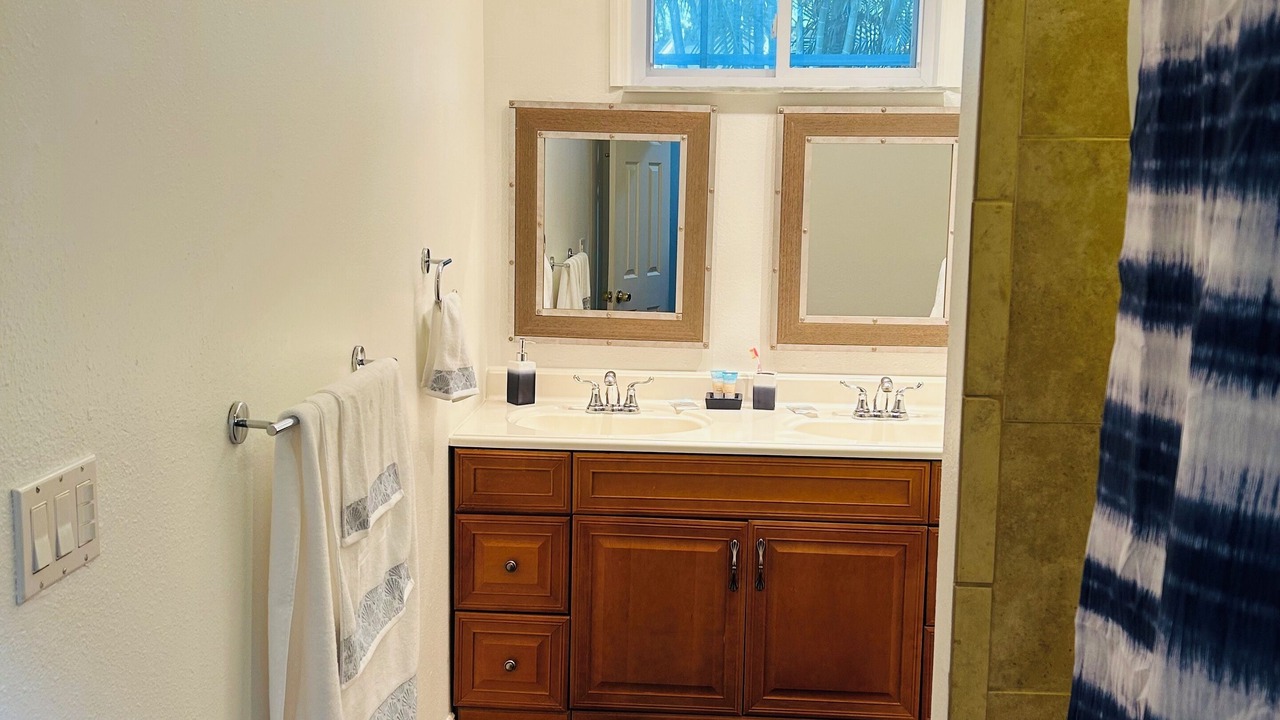 Photo of Bathroom in Seminole