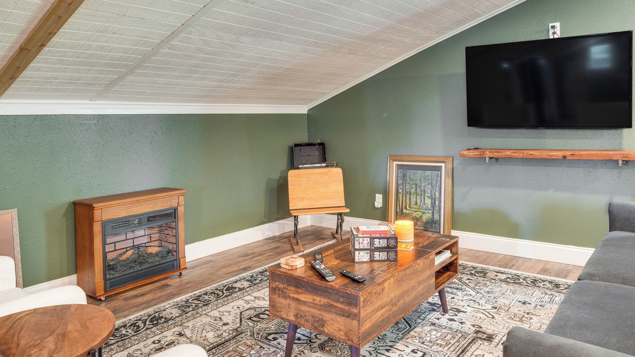 Photo of Livingroom in Pittman