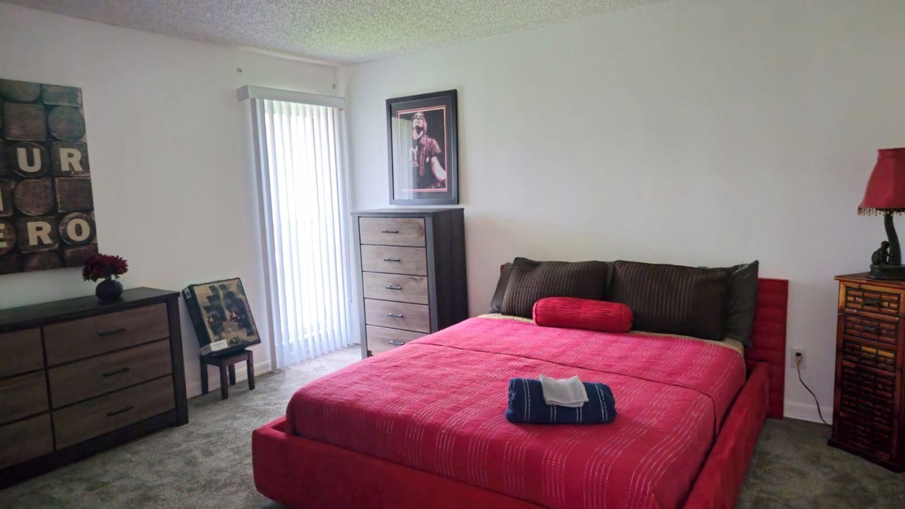 Photo of Bedroom in Oldsmar