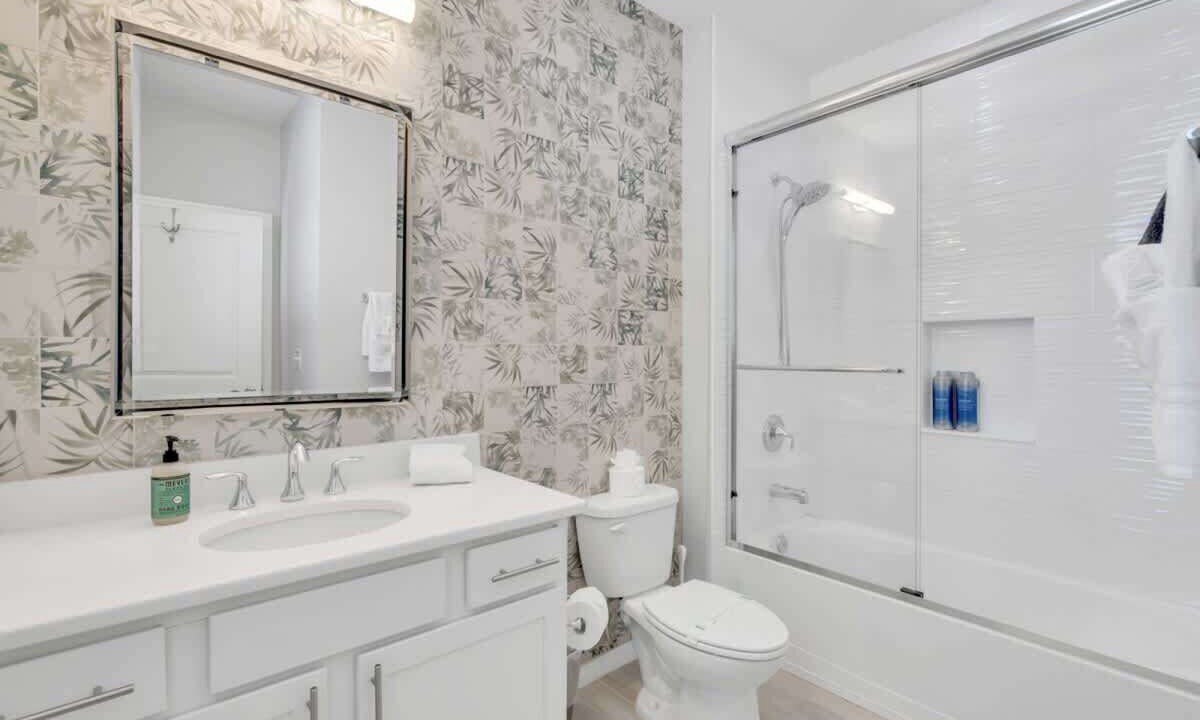 Photo of Bathroom in Arlington Park