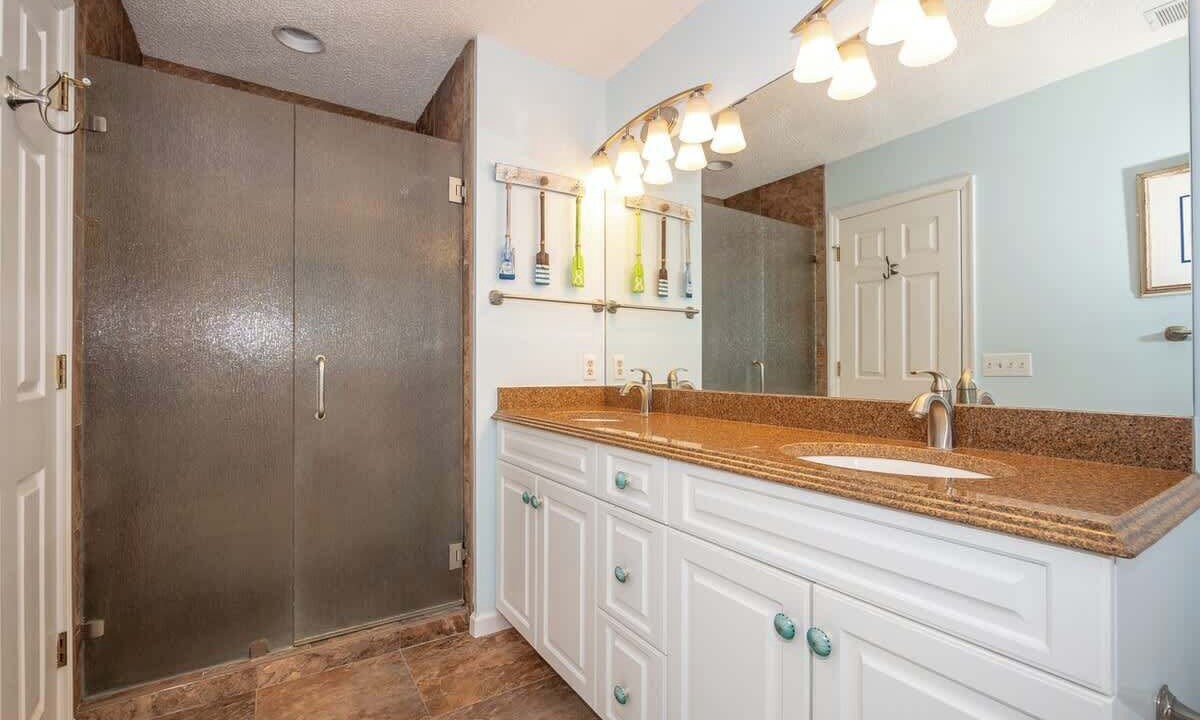 Photo of Bathroom in North Forest Beach