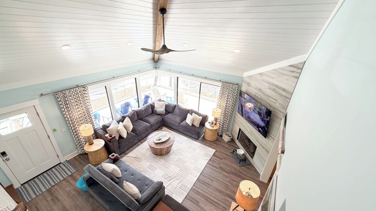 Photo of Livingroom in North Forest Beach