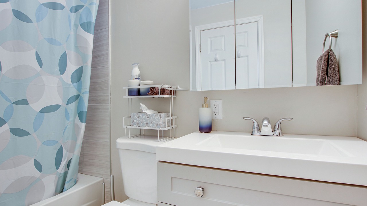 Photo of Bathroom in Waterway Manor