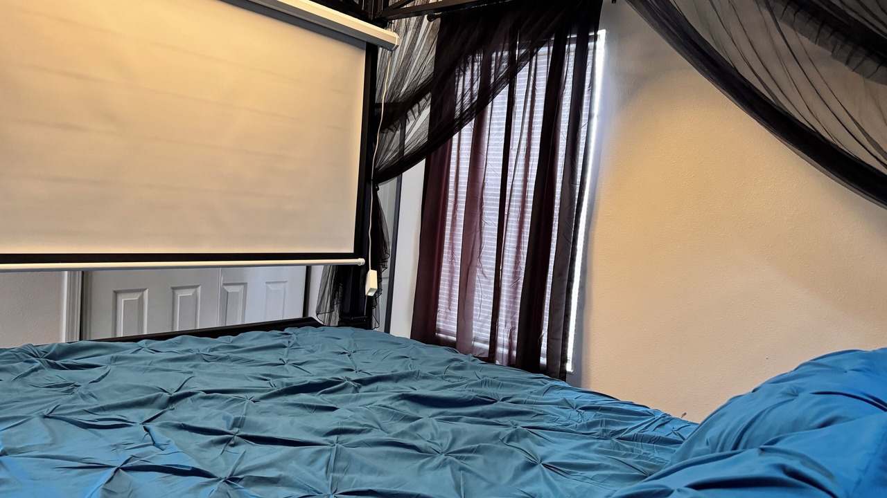 Photo of Bedroom in Trailer Estates