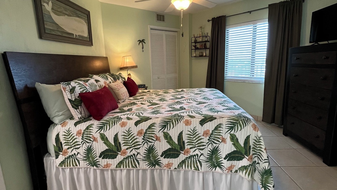Photo of Bedroom in Winthrop Holding
