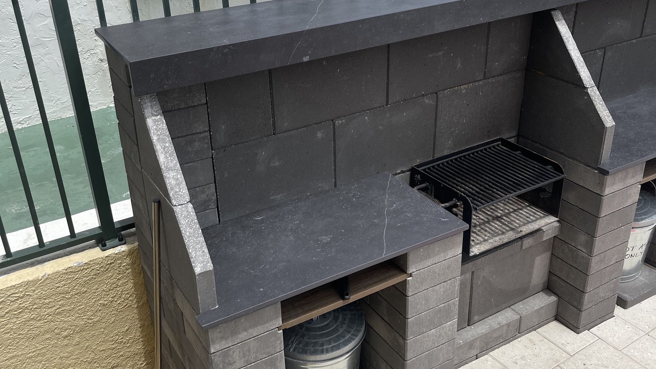 Photo of Patio Balcony in Winthrop Holding