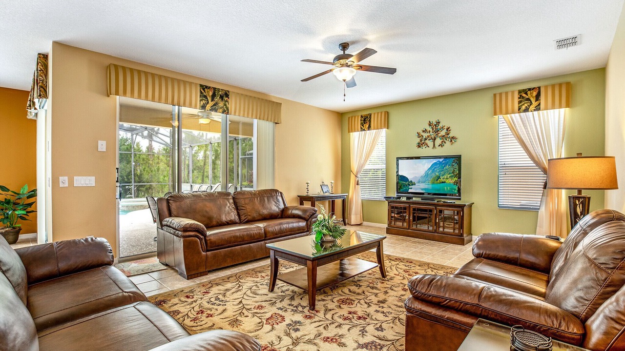 Photo of Livingroom in Watersong