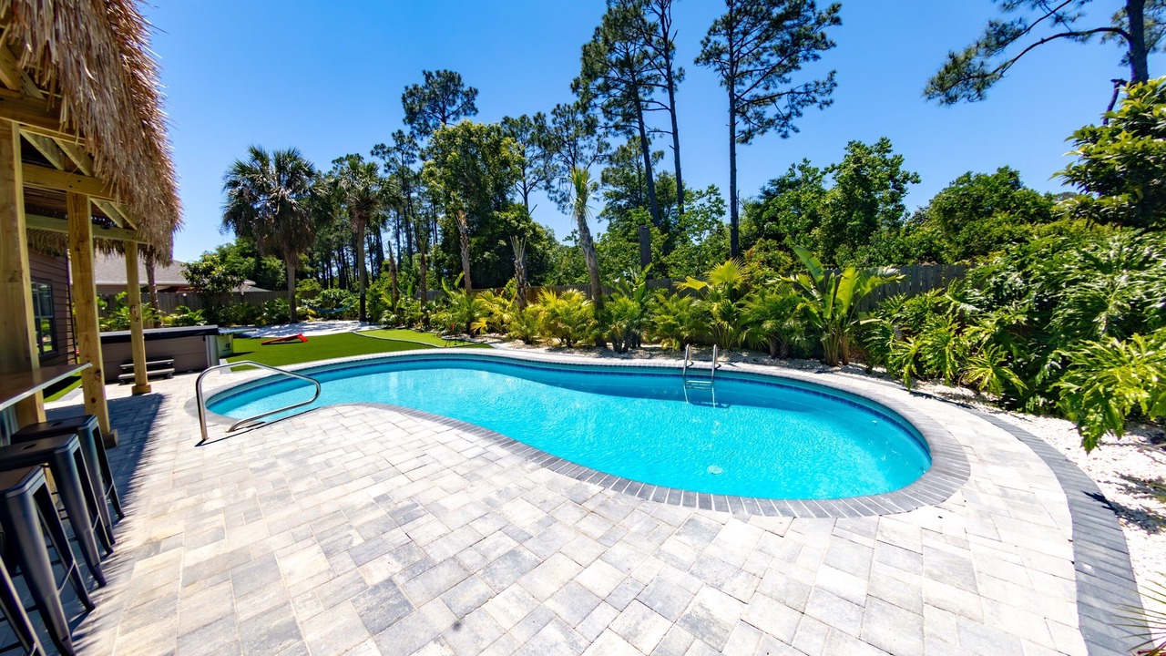 Photo of Outdoor in Thomas Drive