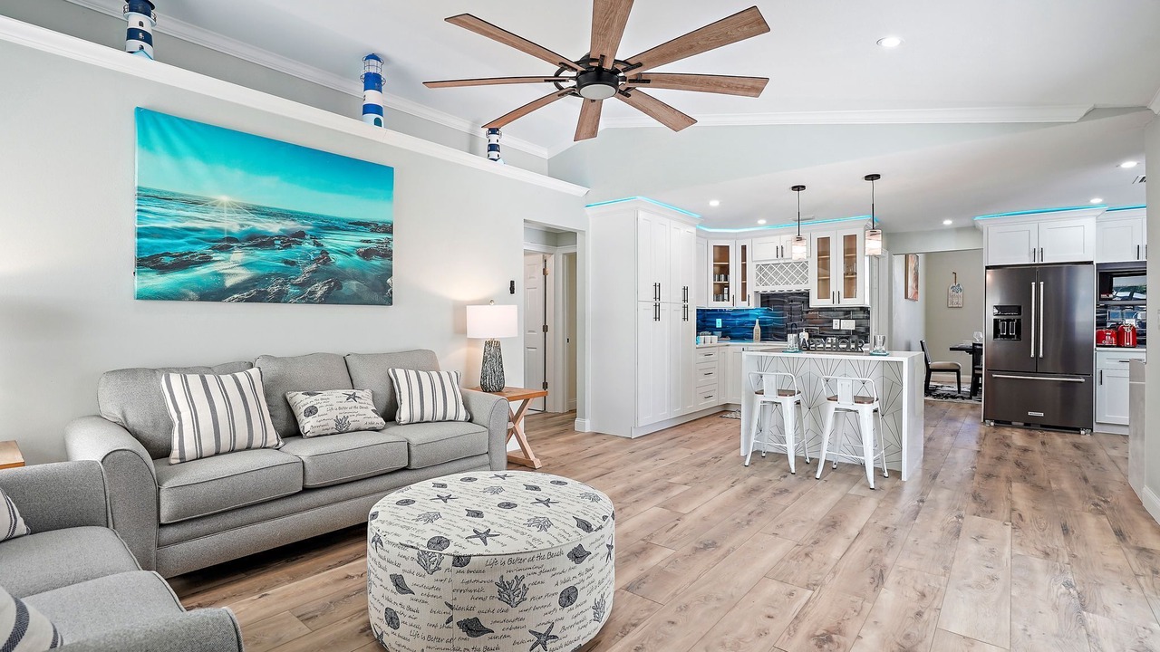 Photo of Livingroom in Lake St. George