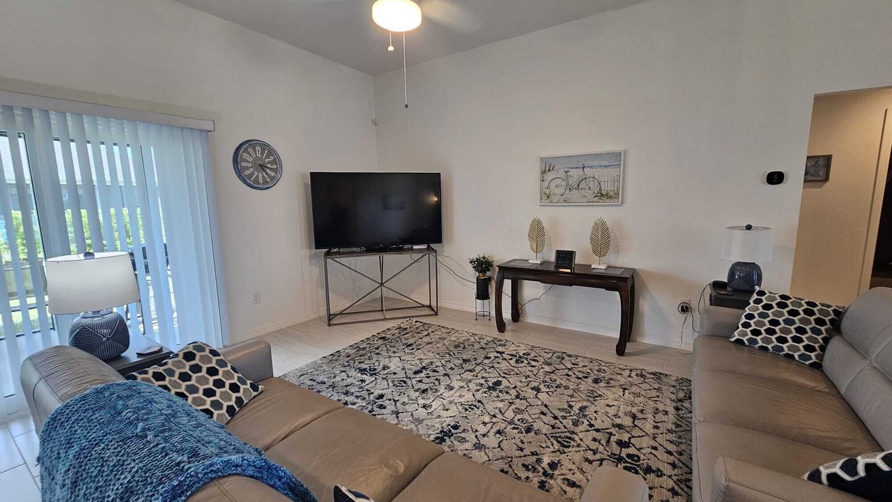 Photo of Livingroom in Leesburg