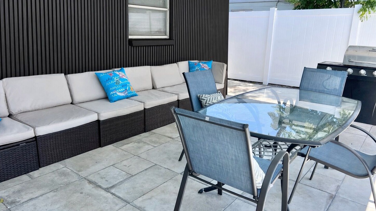 Photo of Outdoor in Holiday Garden Estates