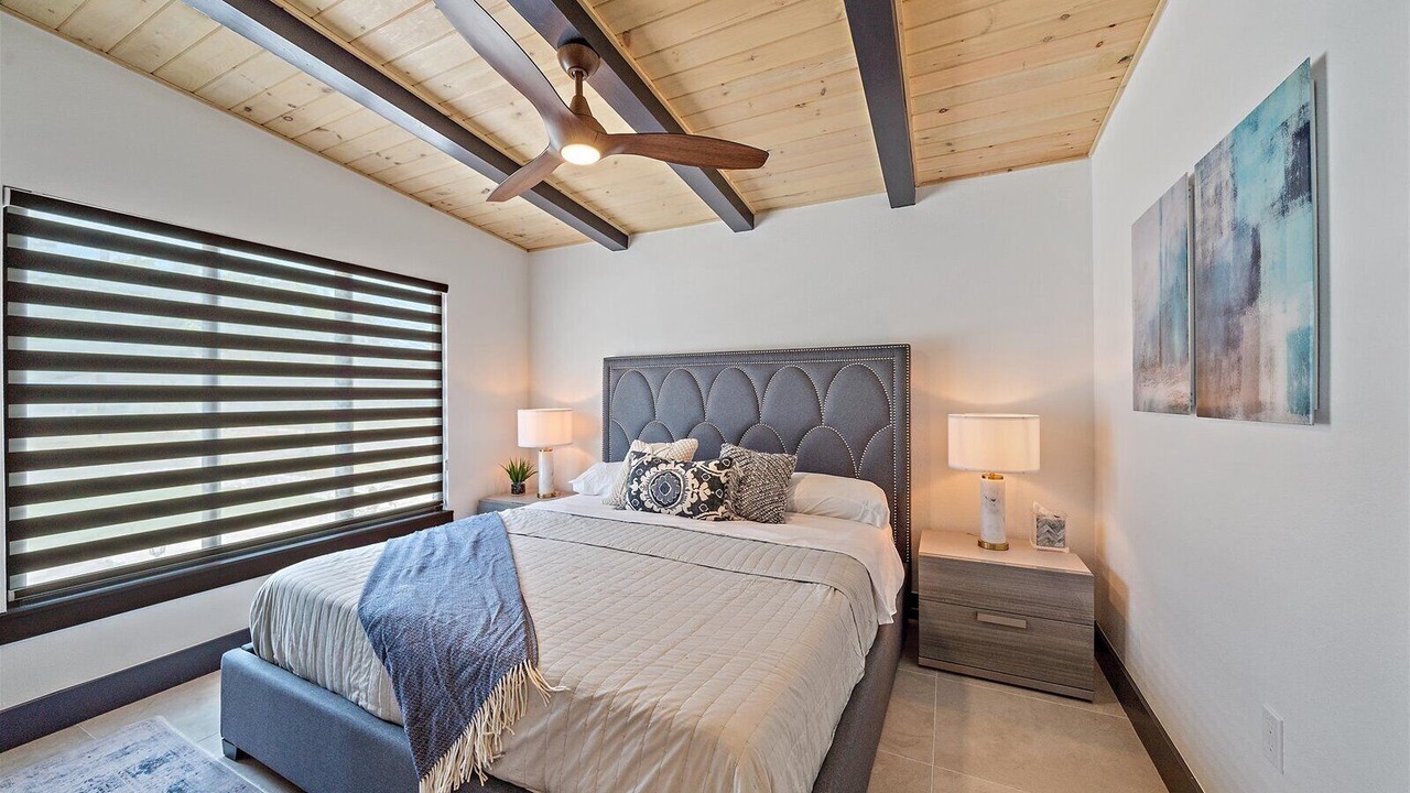 Photo of Bedroom in Downtown
