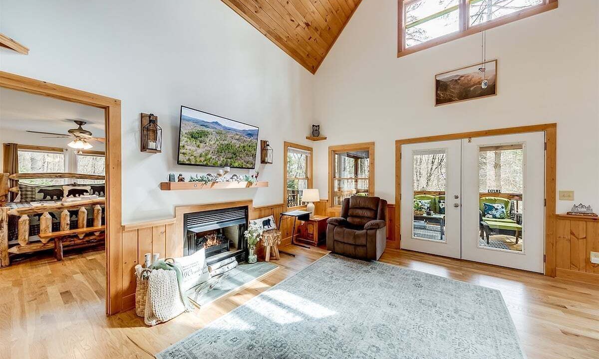 Photo of Livingroom in Helen