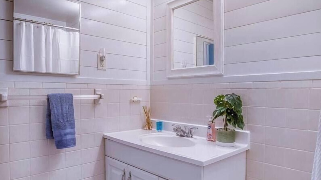 Photo of Bathroom in Ilexhurst