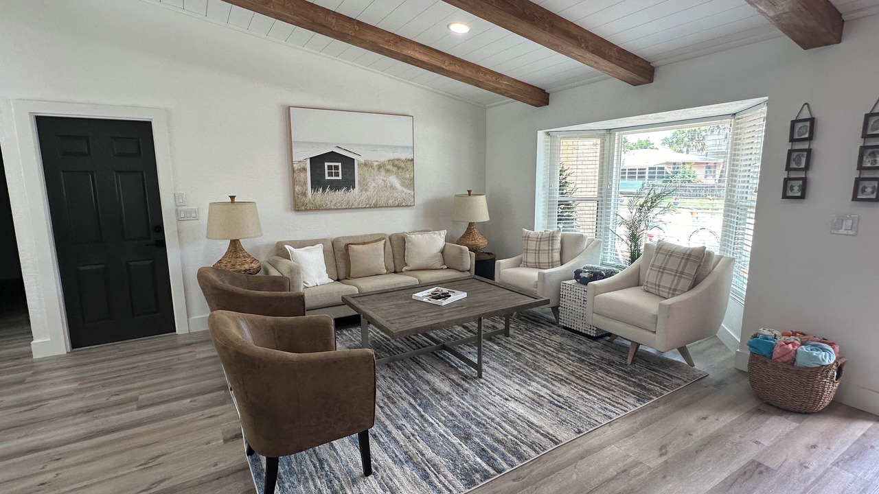 Photo of Livingroom in Port Orange
