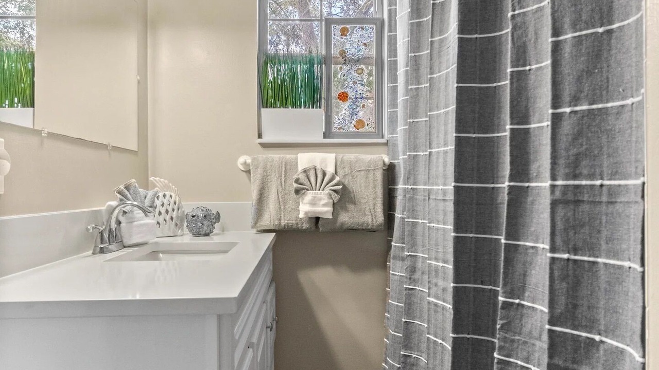 Photo of Bathroom in Ruskin