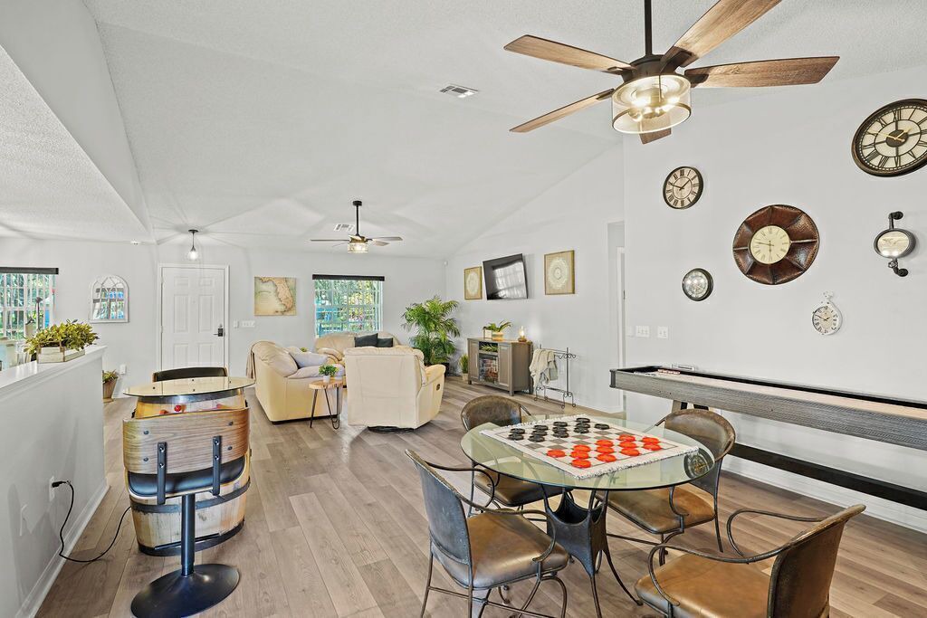 Photo of Bedroom in Lakeland