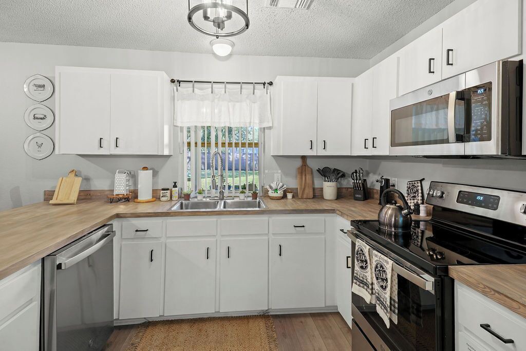 Photo of Kitchen in Lakeland