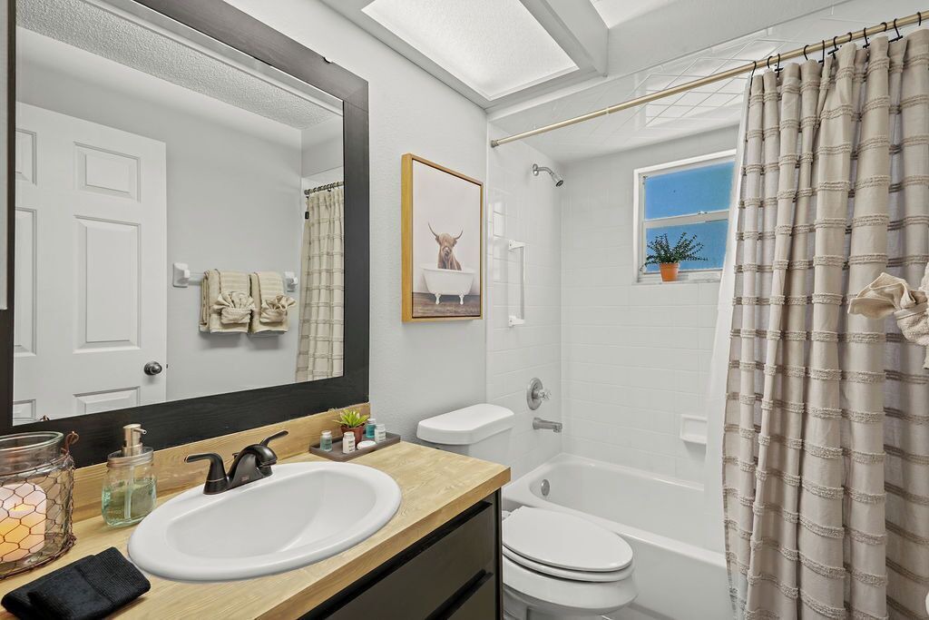 Photo of Bathroom in Lakeland