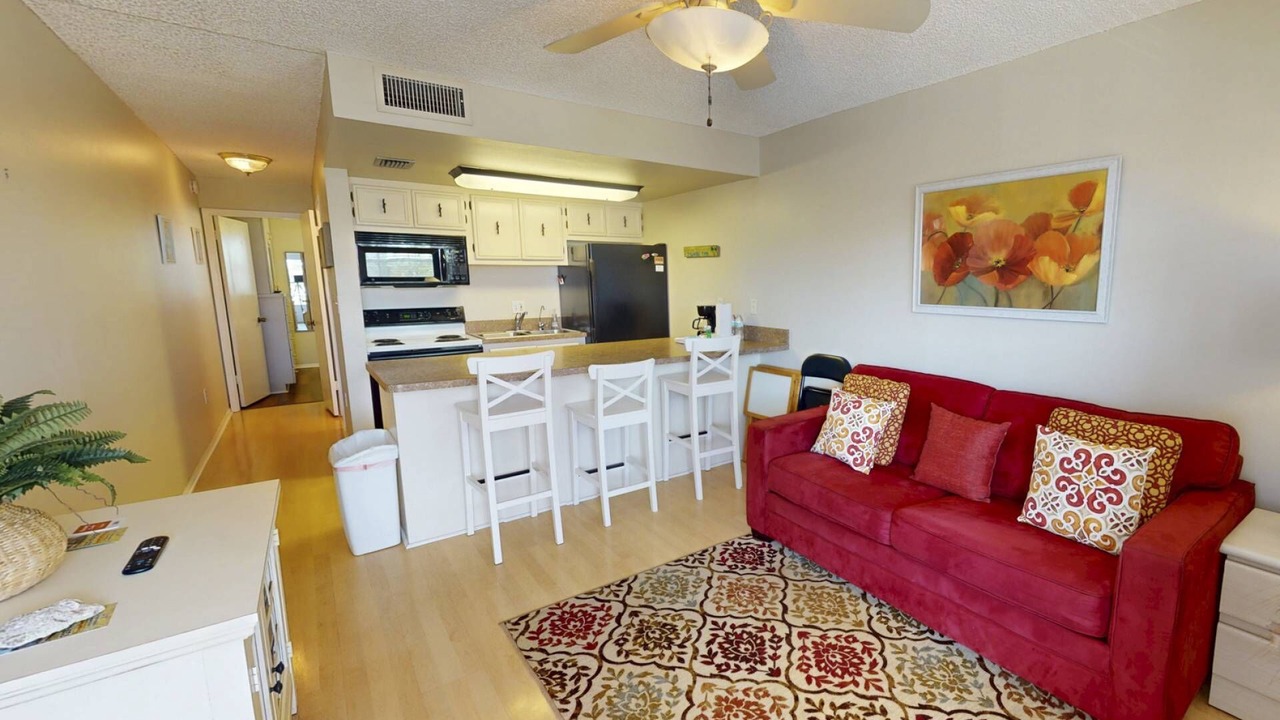 Photo of Livingroom in Sunset Beach