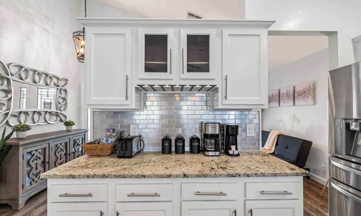 Photo of Kitchen in Sandalwood