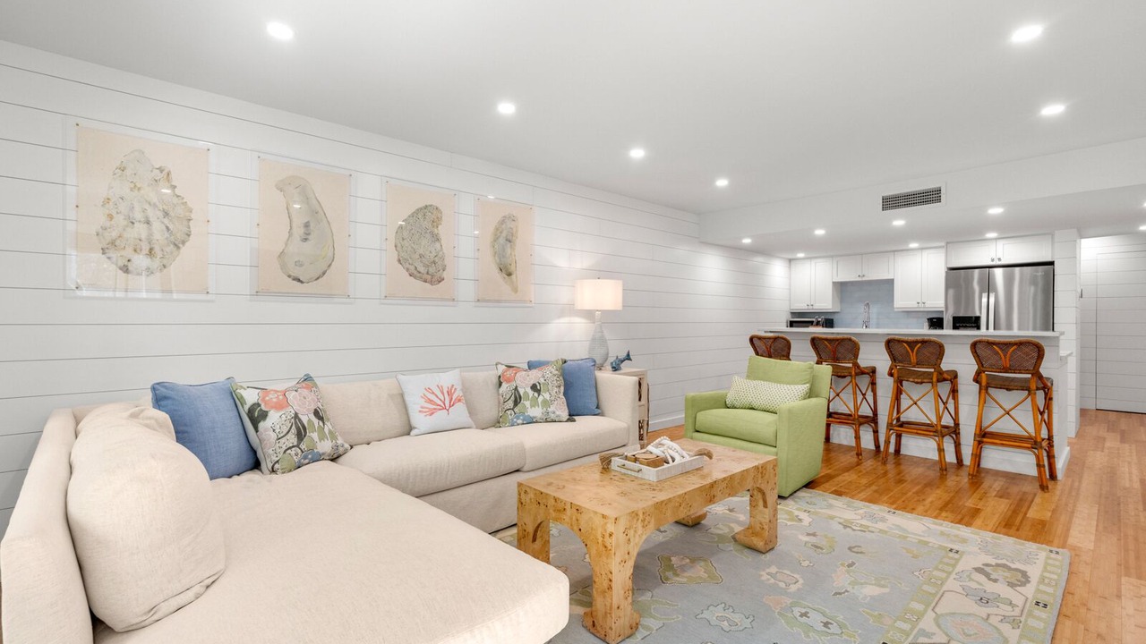 Photo of Livingroom in West Beach Village