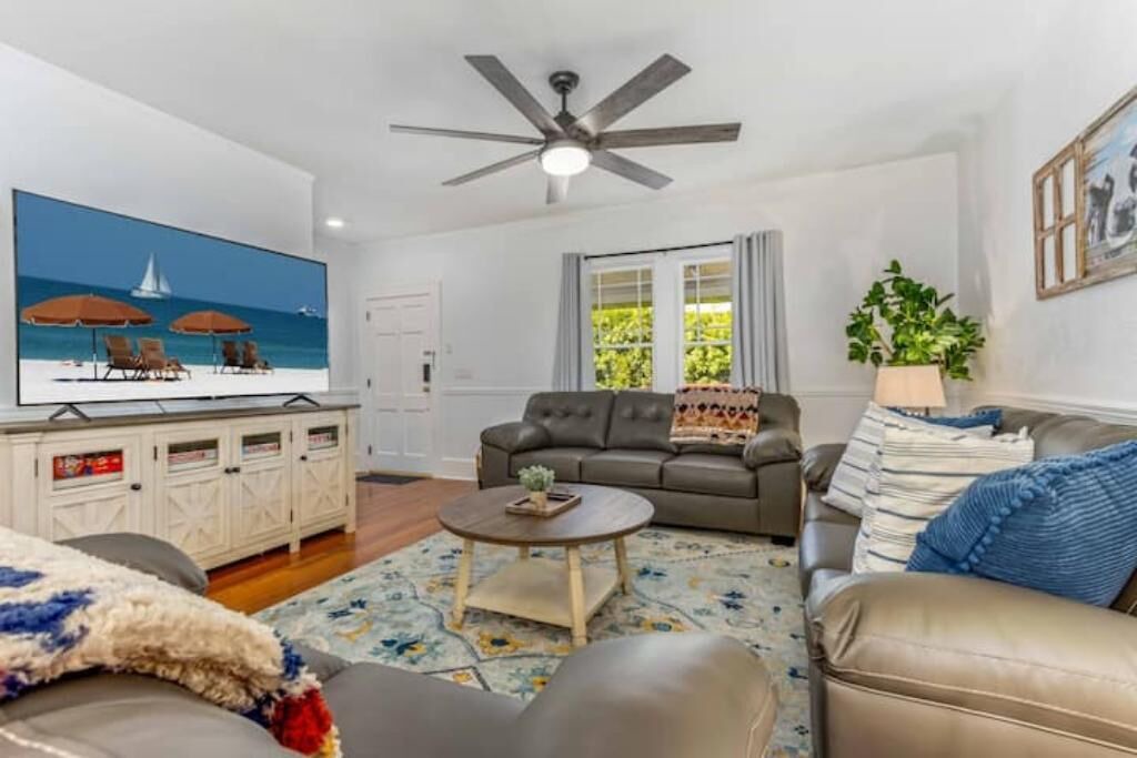 Photo of Livingroom in Clearwater