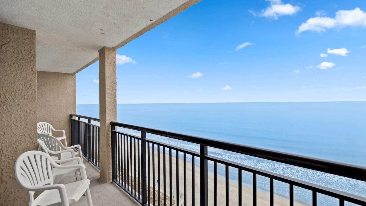 Photo of Patio Balcony in Windy Hill