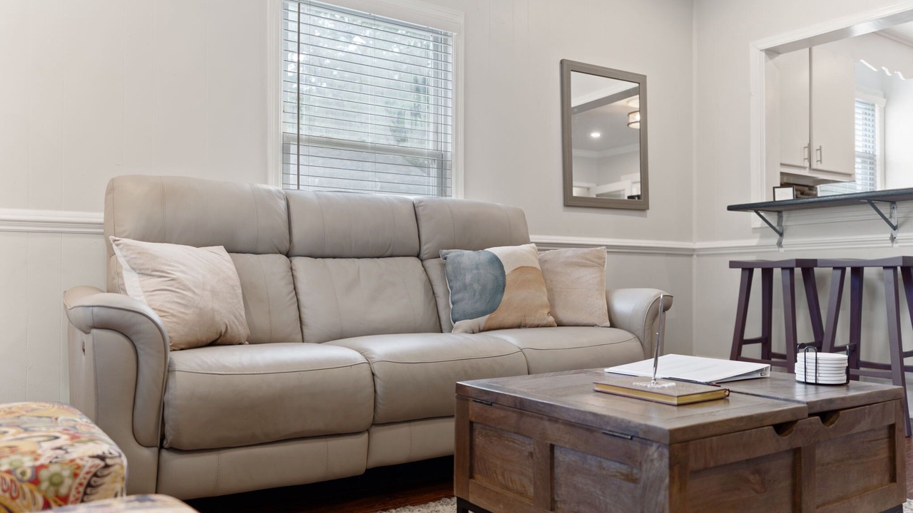 Photo of Livingroom in Parker